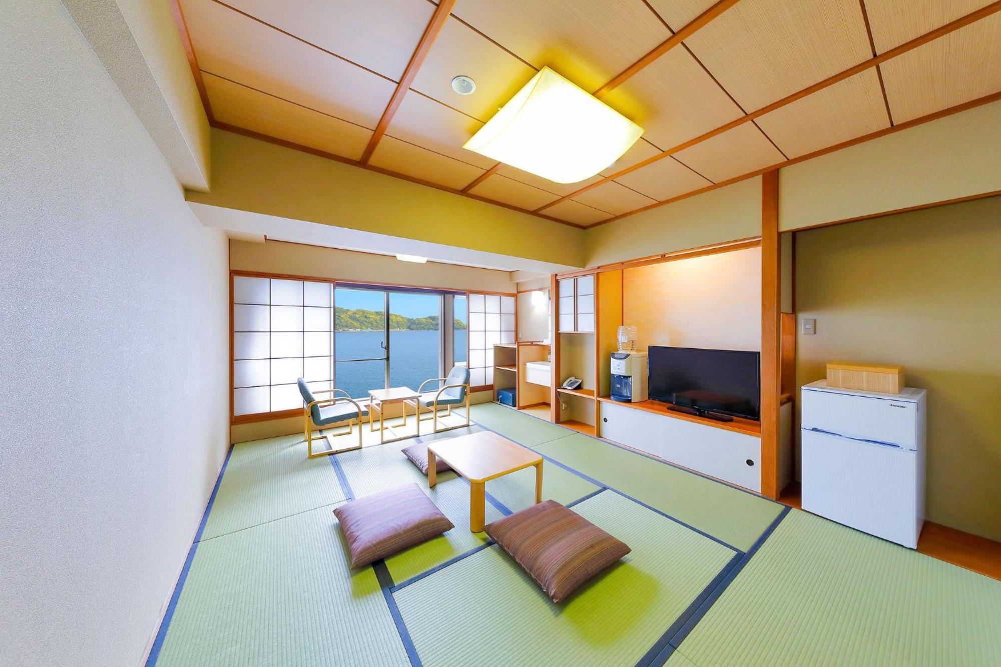 Ooedo Onsen Monogatari Nanki Kushimoto Hotel ภายนอก รูปภาพ
